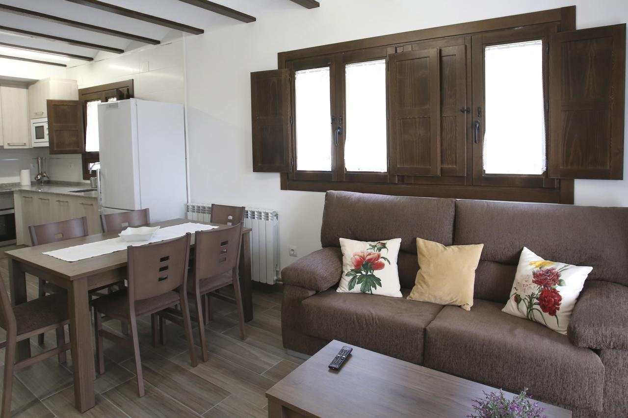 Pensjonat Casa Sierra De Guara Adahuesca Zewnętrze zdjęcie
